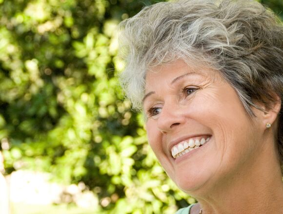 West Allis WI Dentist | Optimal Gum Health for Seniors